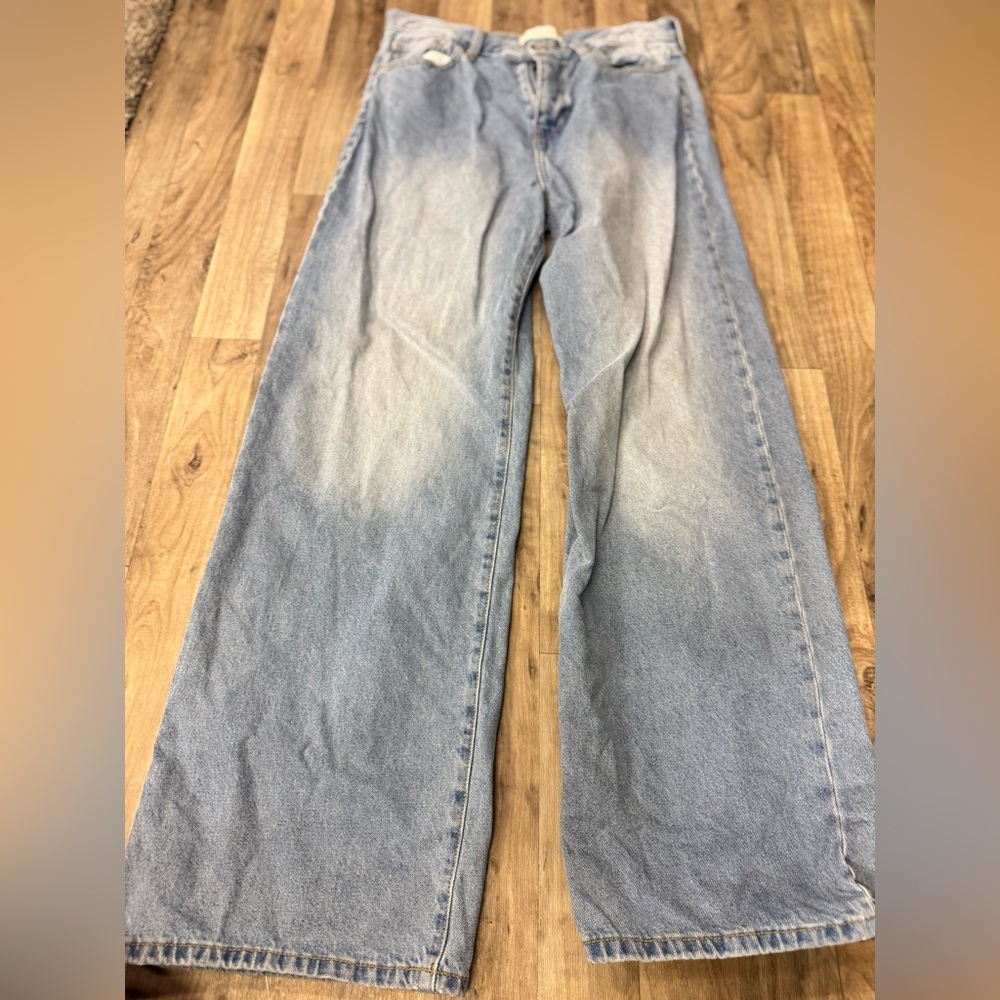PacSun Light Wash Wide Leg‎ Jeans Relaxed Fit High Rise 32x32
